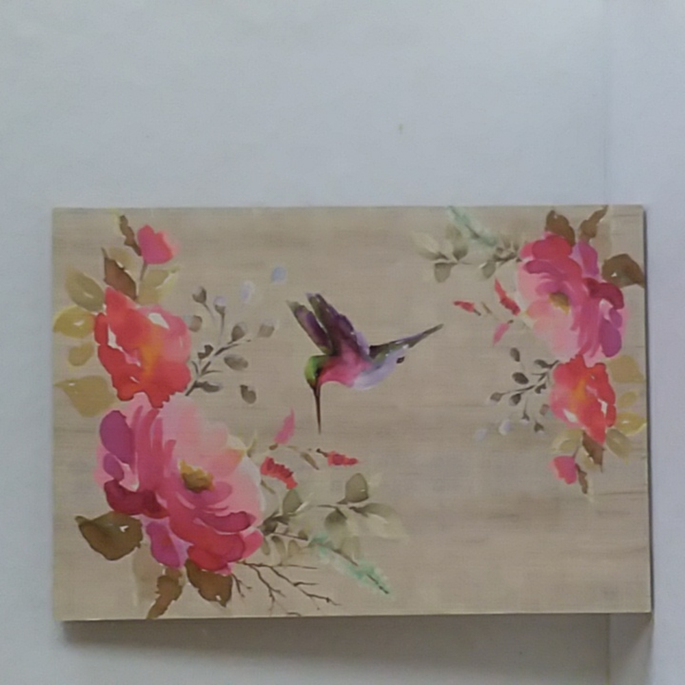 NWOT Handpainted Hummingbird on Wood
